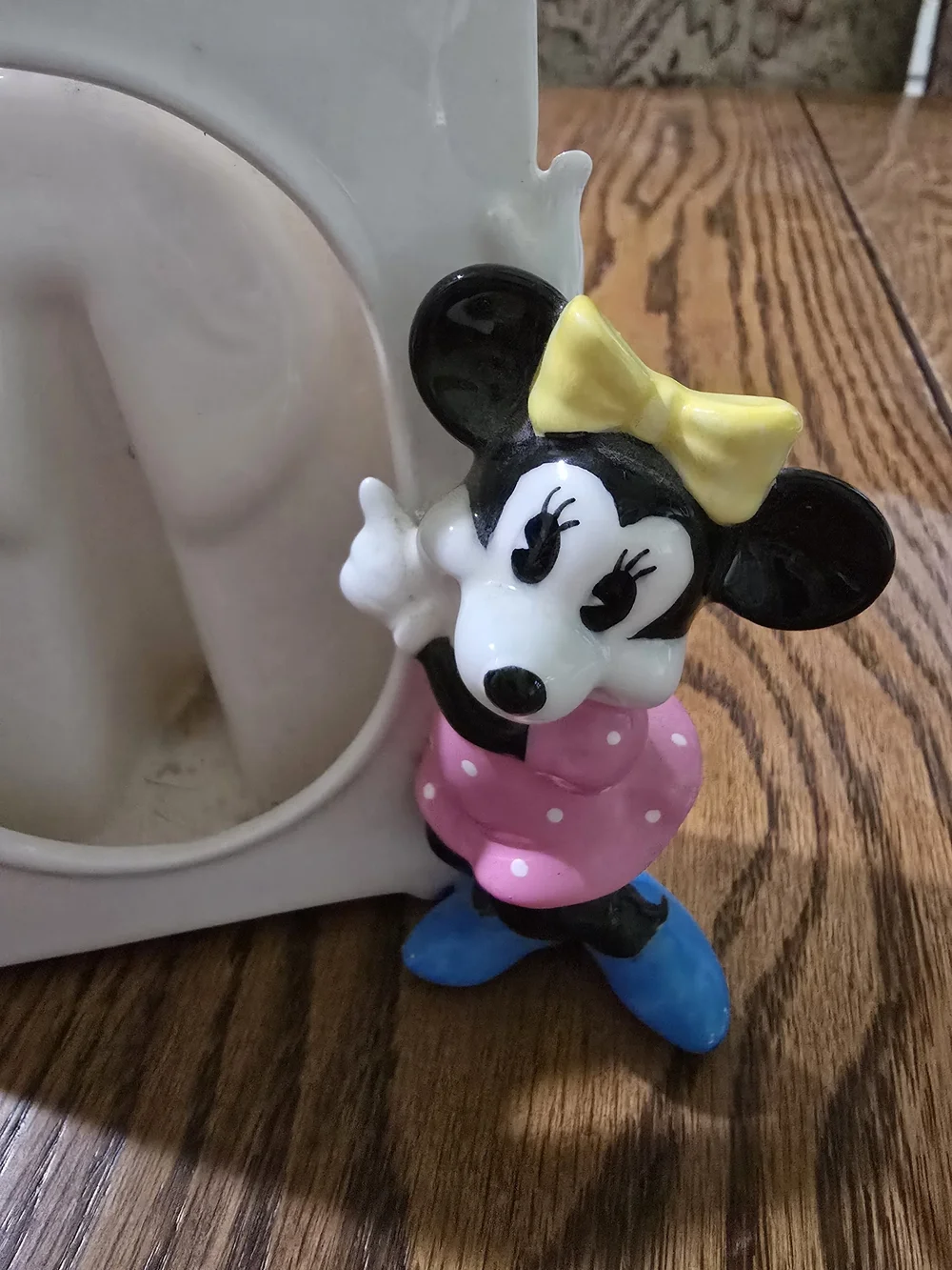 Vintage 1984 Minnie Mouse Figurine Picture Frame Made In Japan